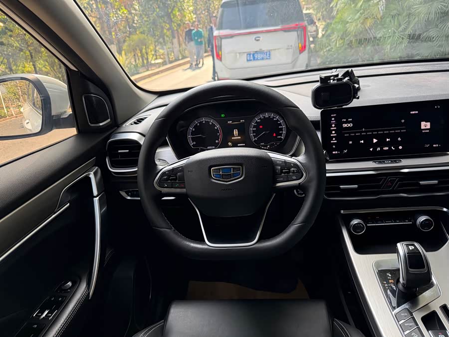 GEELY Coolray 2019 #14 GEELY Coolray 2019 car image #14