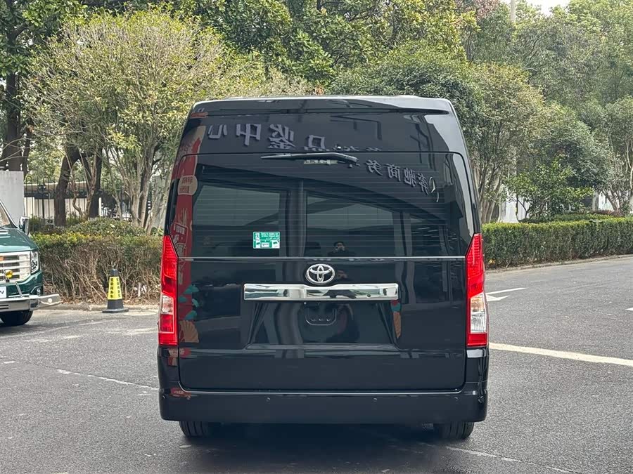 Toyota car image #14