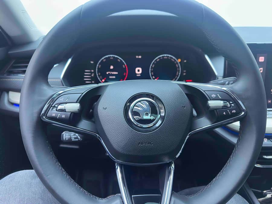 Skoda Octavia 2021 #14 Skoda Octavia 2021 car image #14