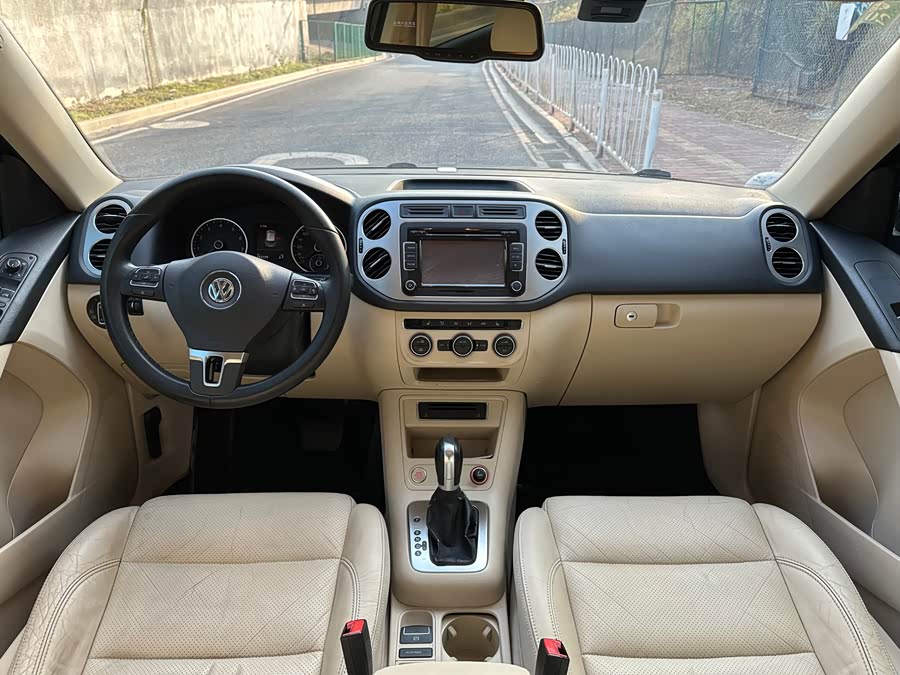 Volkswagen Tiguan 2014 صورة سيارة #14