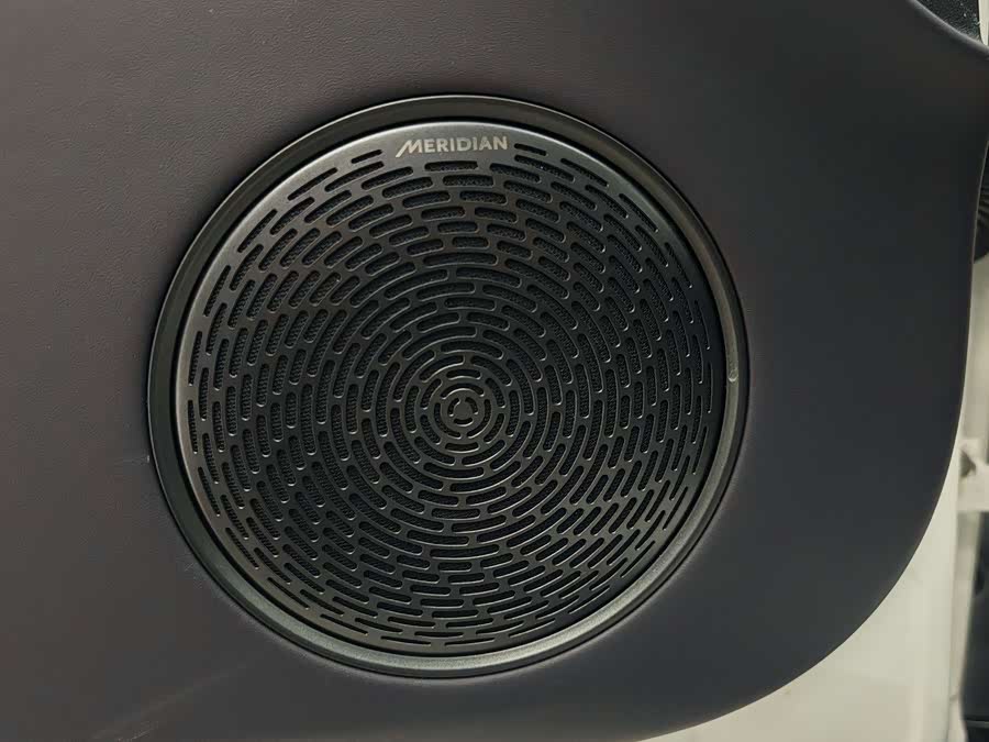 Avatr 06 2025 car image #14