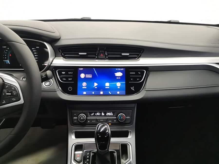 GEELY Emgrand 2020 #14 GEELY Emgrand 2020 car image #14