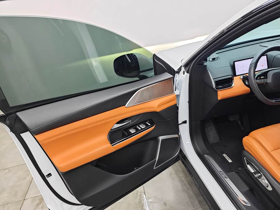 Xpeng G9 2023 immagine di auto #14