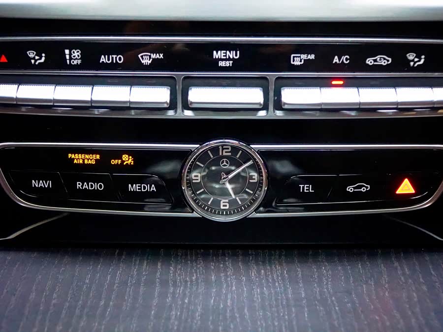 Mercedes-Benz G Class 2024 immagine di auto #14