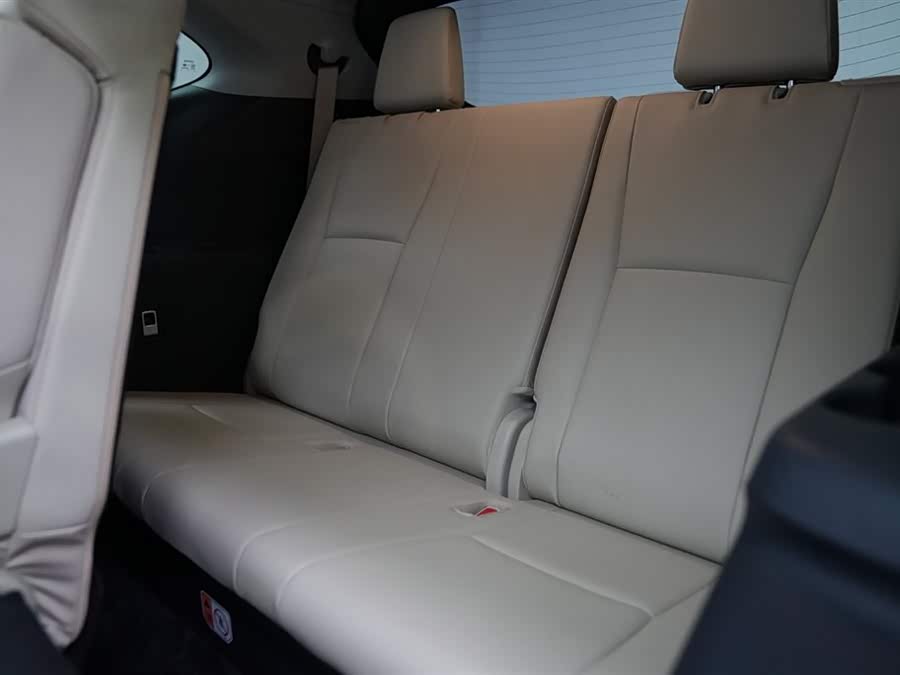 Toyota Highlander 2022 car image #14