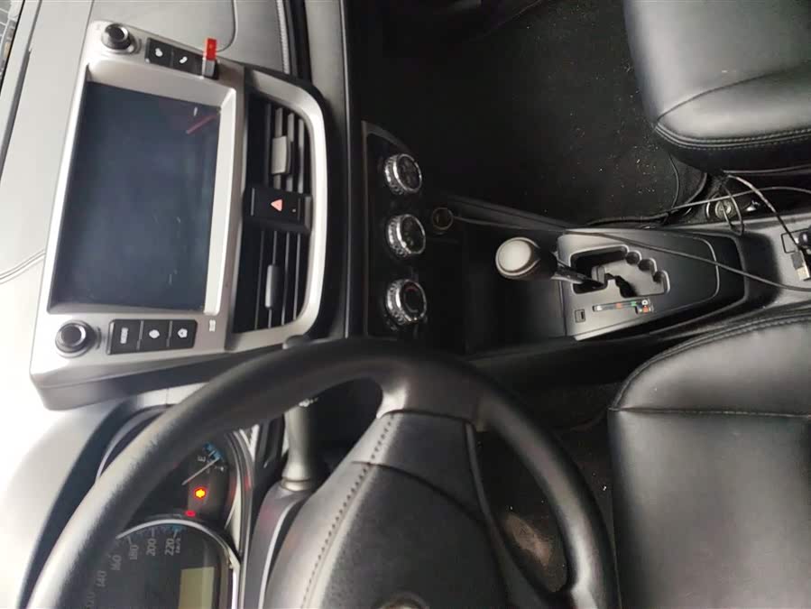 Toyota Yaris L Zhixiang 2018 صورة سيارة #14