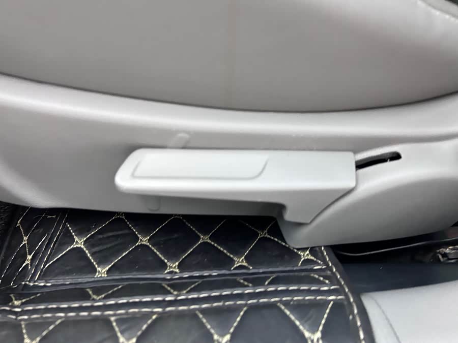 Volkswagen Bora 2012 immagine di auto #14