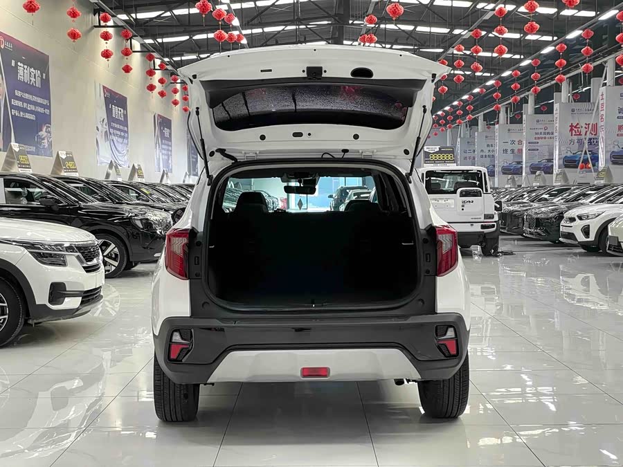 Kia Seltos 2024 imagen de coche #14