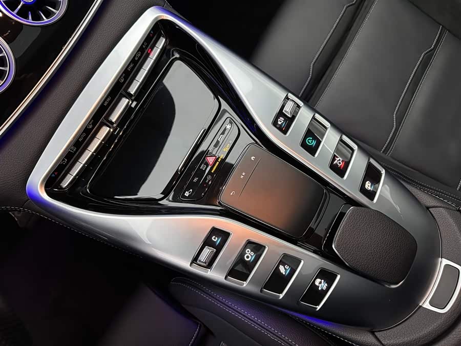 奔驰 AMG GT 2023 #14 奔驰 AMG GT 2023 汽车图片 #14