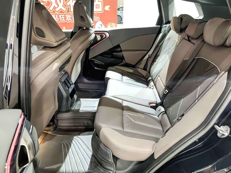 BMW X3 2024 #14 BMW X3 2024 изображение автомобиля #14