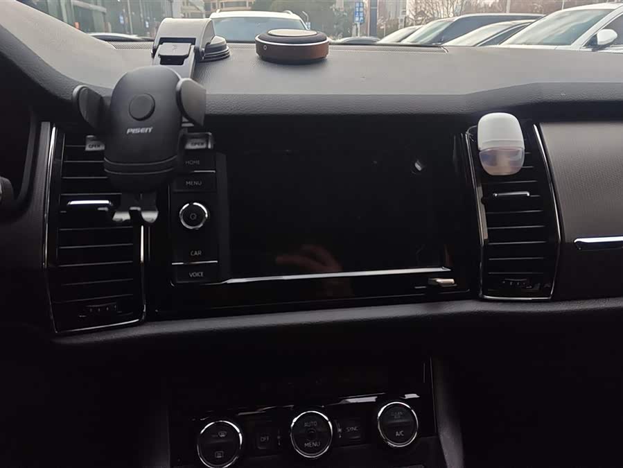 Skoda Kodiaq 2020 car image #14