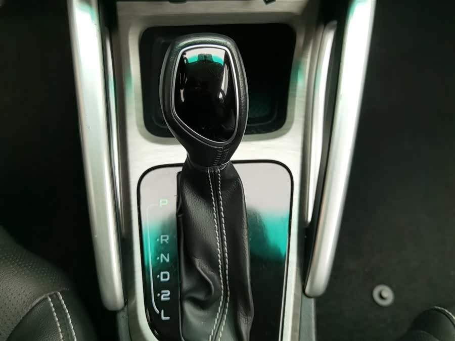 Vision X3 2018 car image #14