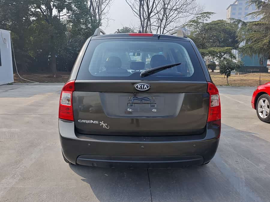 起亚 佳乐 2010 汽车图片 #14