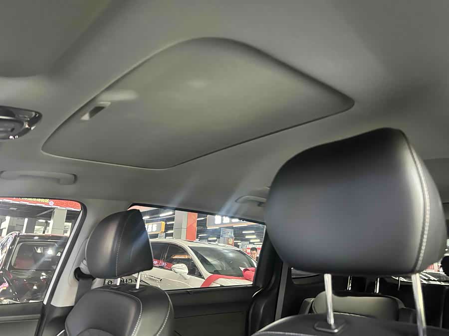 Hyundai Custo 2024 car image #14