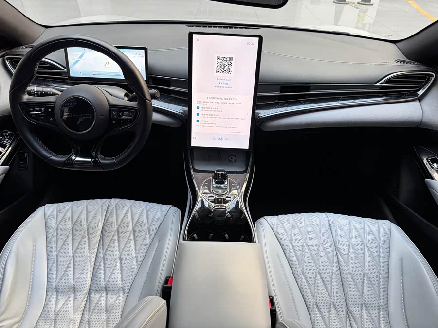 BYD Seal 2023 immagine di auto #14