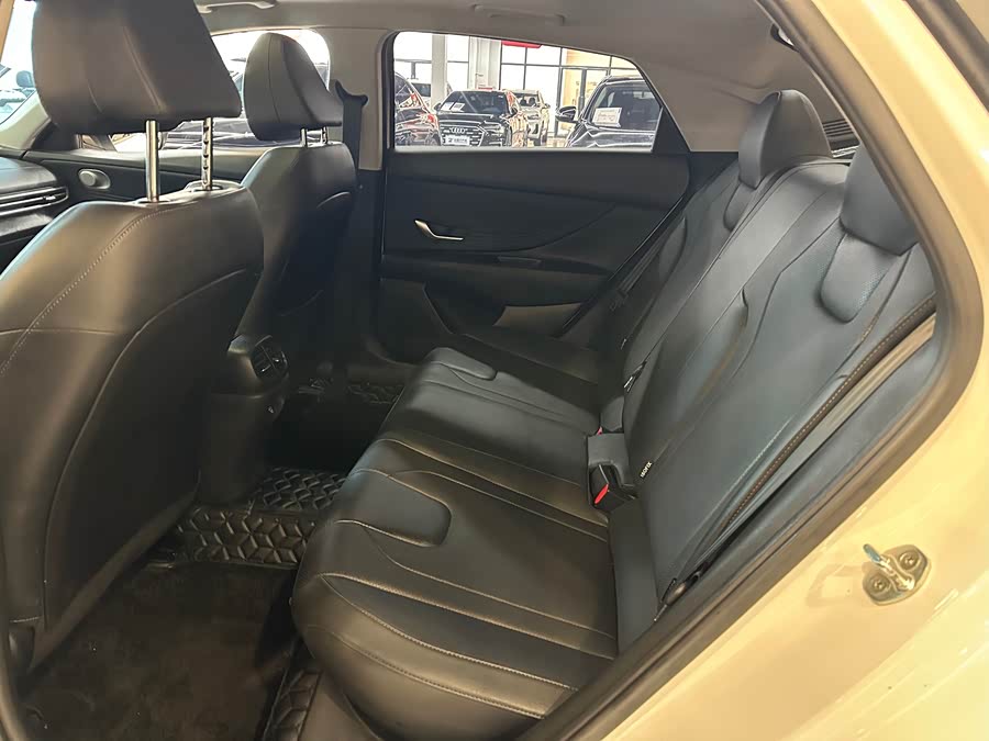 Hyundai Elantra 2023 #14 Hyundai Elantra 2023 car image #14