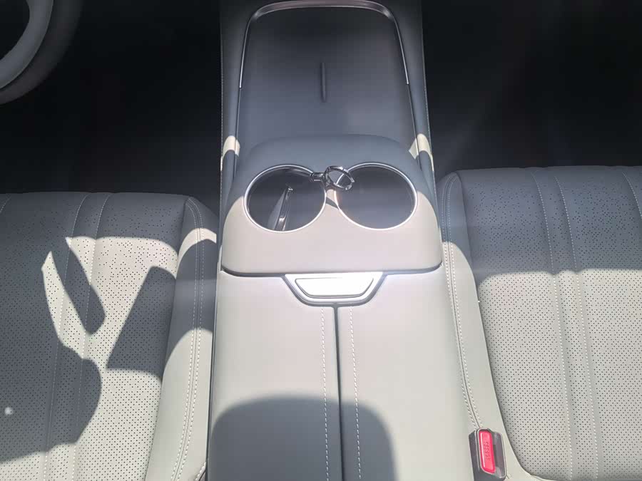 Deepal S07 2024 image de voiture #14