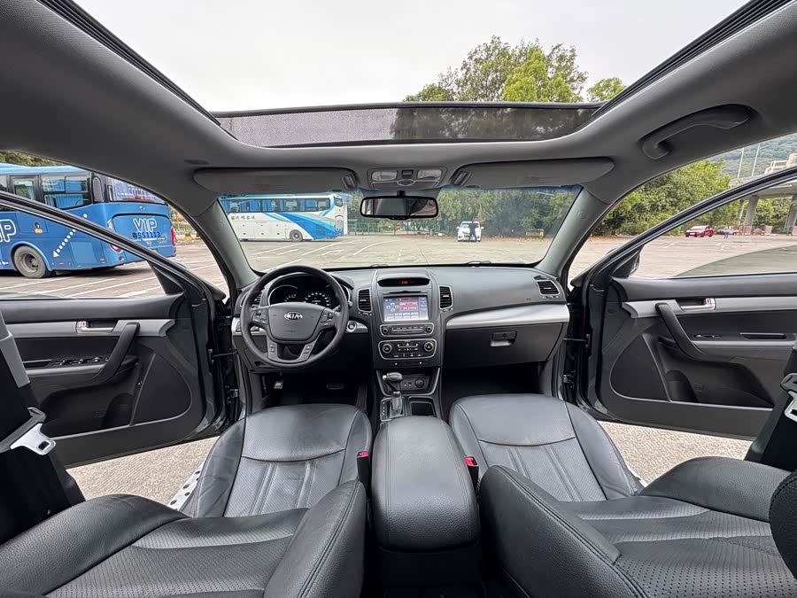 Kia Sorento 2013 immagine di auto #14