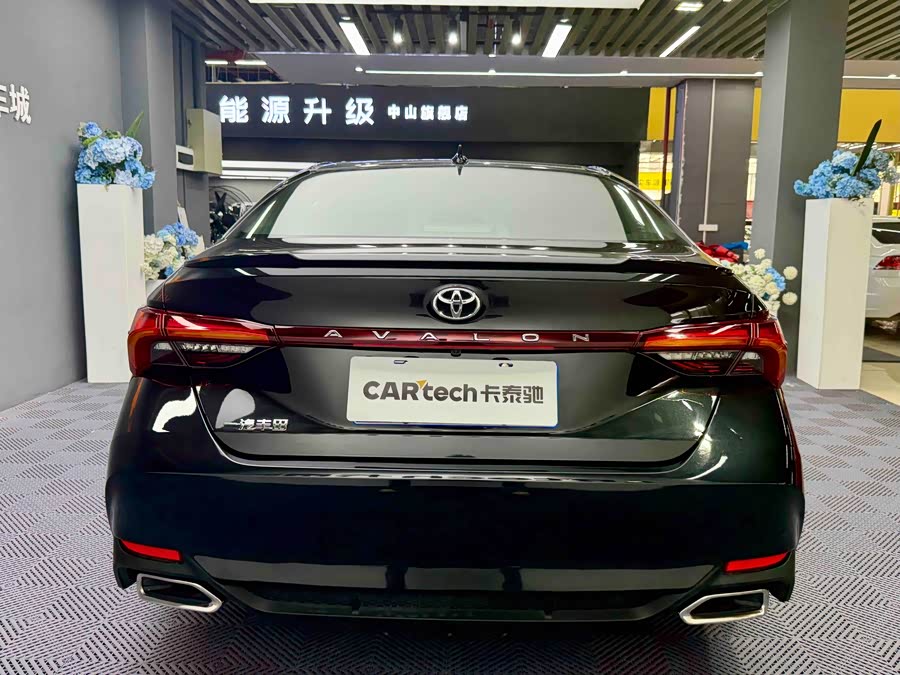 Toyota Avalon 2022 car image #14