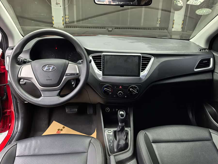 Hyundai Verna 2018 car image #14