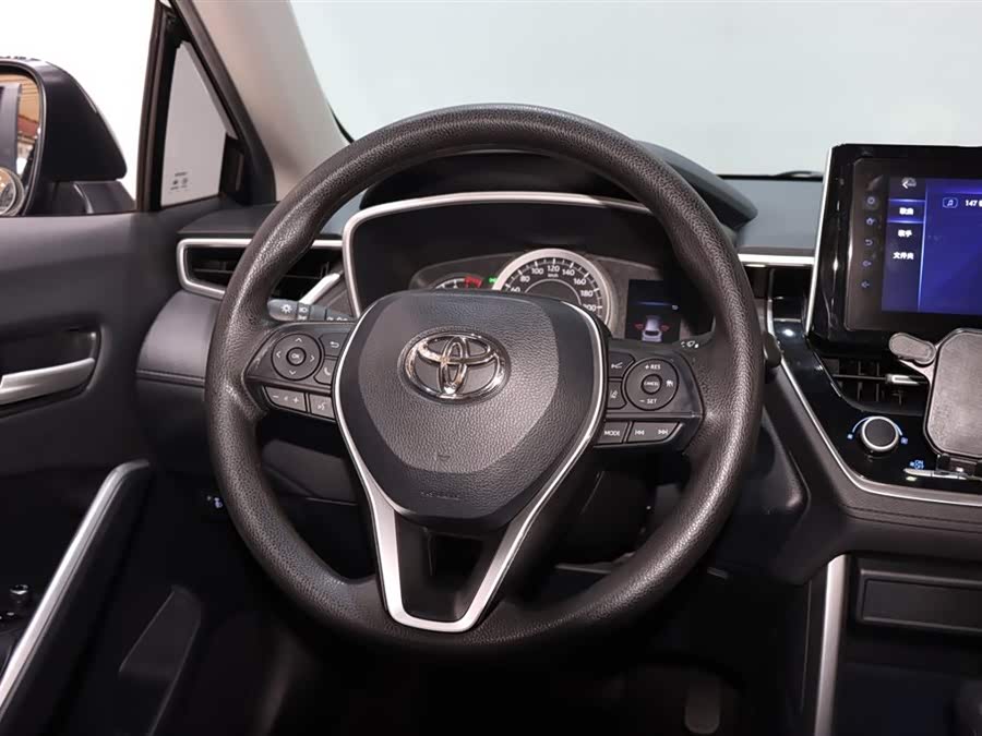 Toyota Frontlander 2023 car image #14