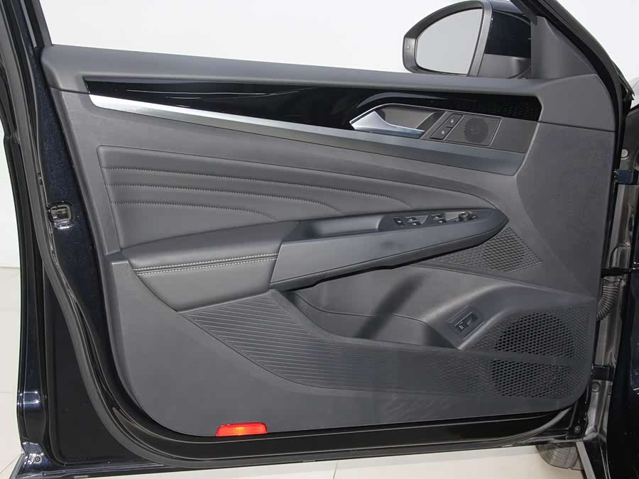 Volkswagen Passat 2022 #14 Volkswagen Passat 2022 car image #14