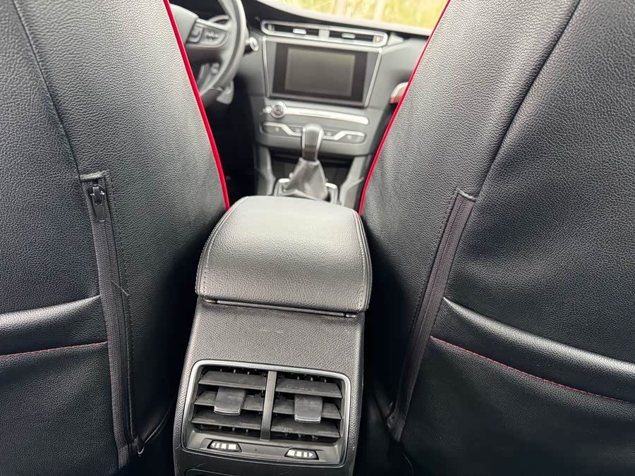 标致 标致408 2015 汽车图片 #14