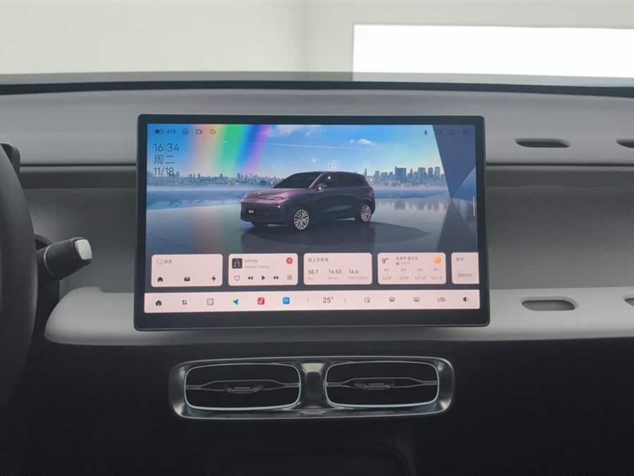 零跑汽车 零跑B10 2025 汽车图片 #14