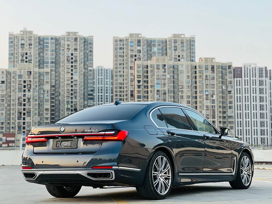 BMW 7 Series 2020 #14 BMW 7 Series 2020 car image #14