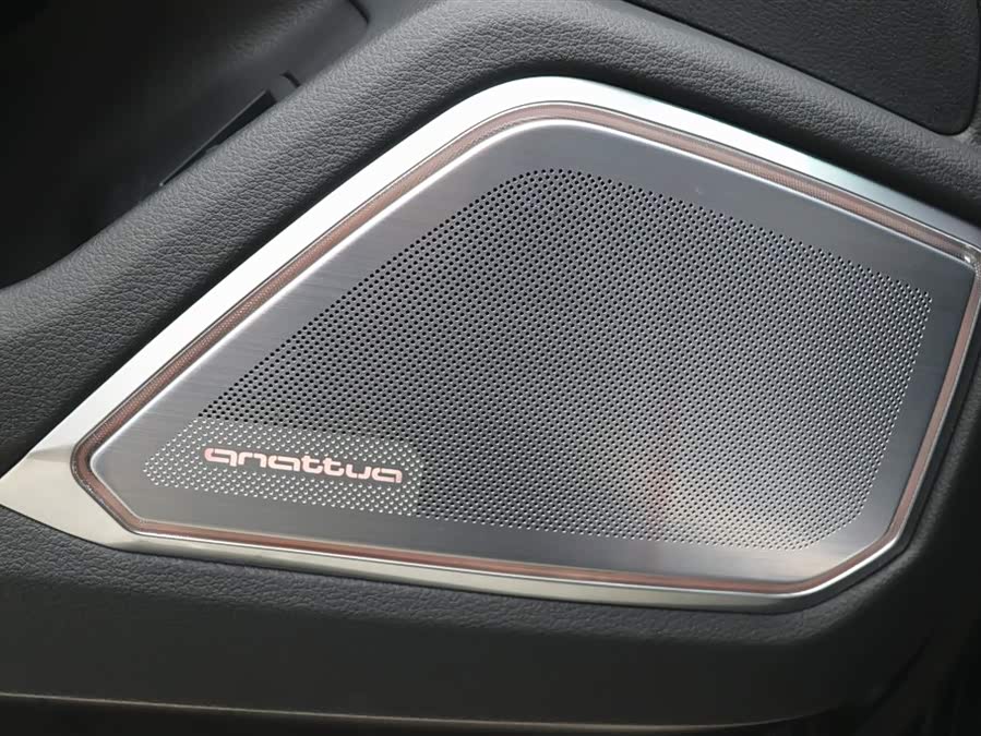 Audi A6L 2025 car image #14