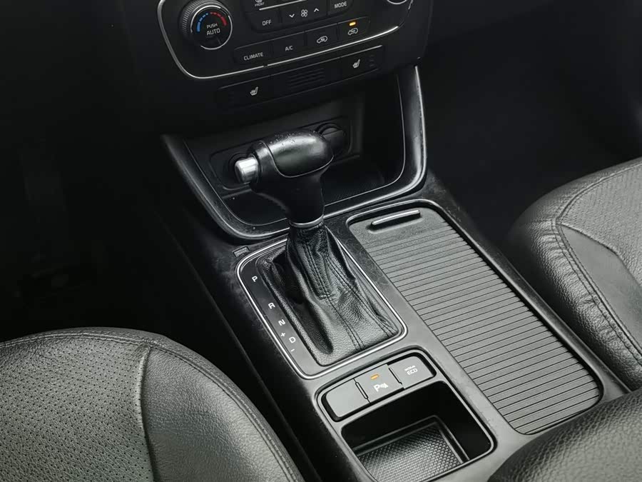 起亚 索兰托 2013 汽车图片 #14