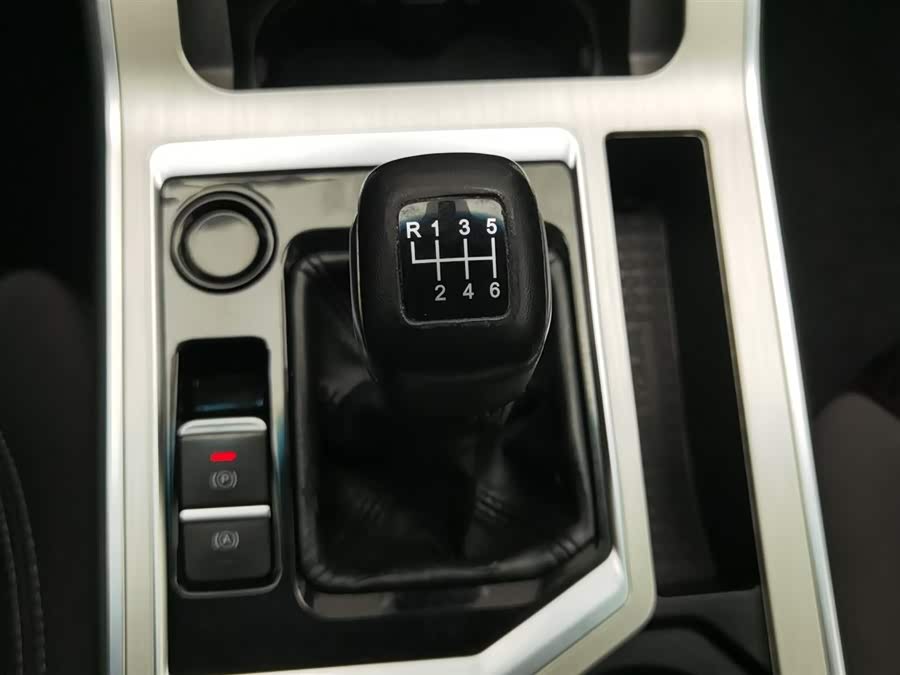 Jetour X70 2020 car image #14