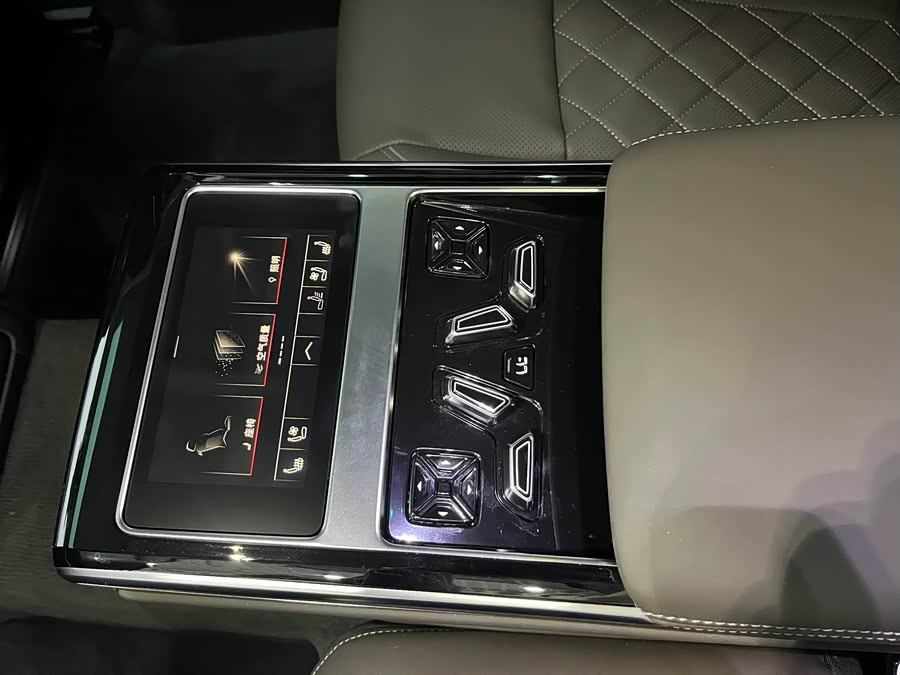 奥迪 奥迪A8 2024 汽车图片 #14