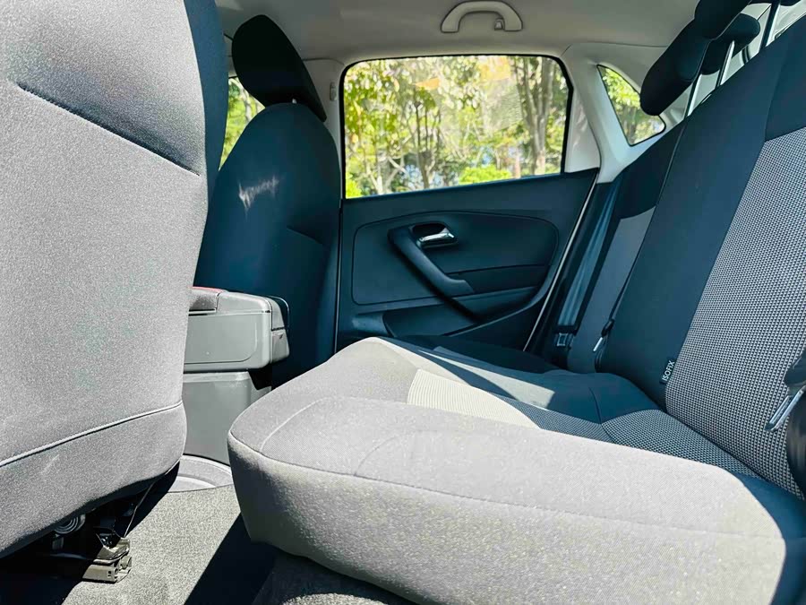 Volkswagen Polo 2018 immagine di auto #14