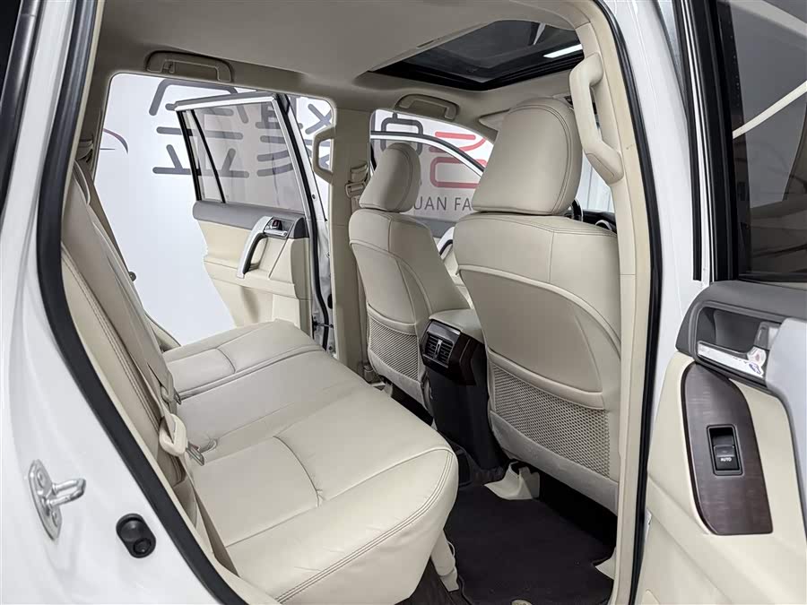 Toyota Land Cruiser Prado 2013 #14 Toyota Land Cruiser Prado 2013 car image #14