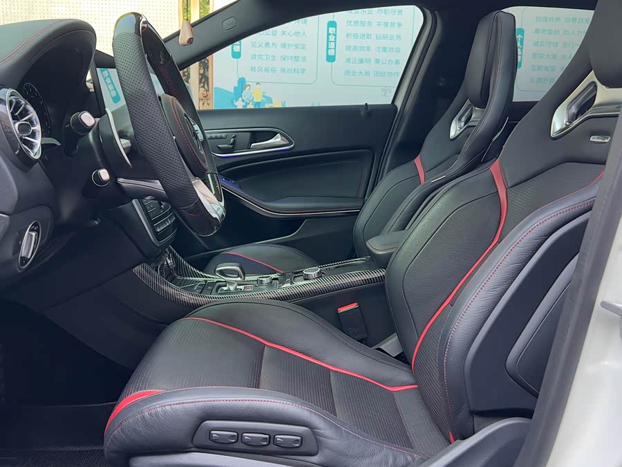 Mercedes-Benz GLA AMG 2016 صورة سيارة #14