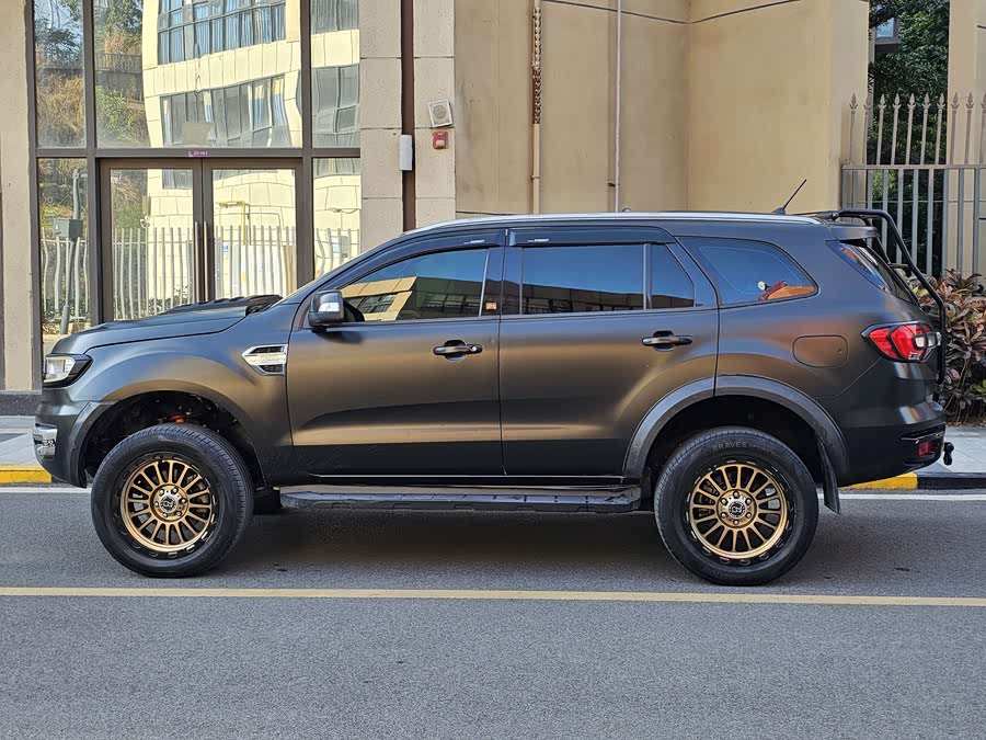 Ford Everest 2018 car image #14