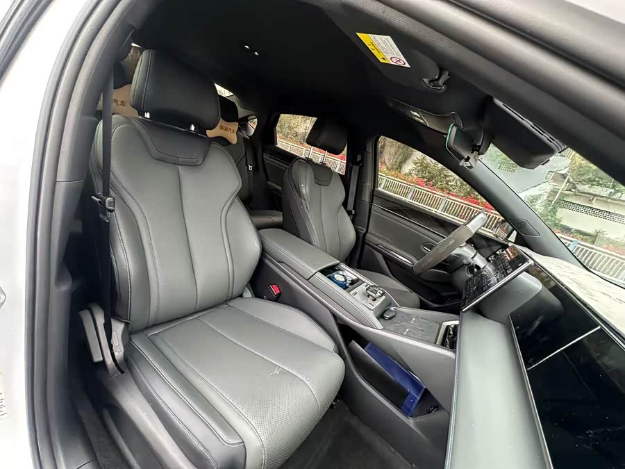 BYD Qin L 2025 immagine di auto #14