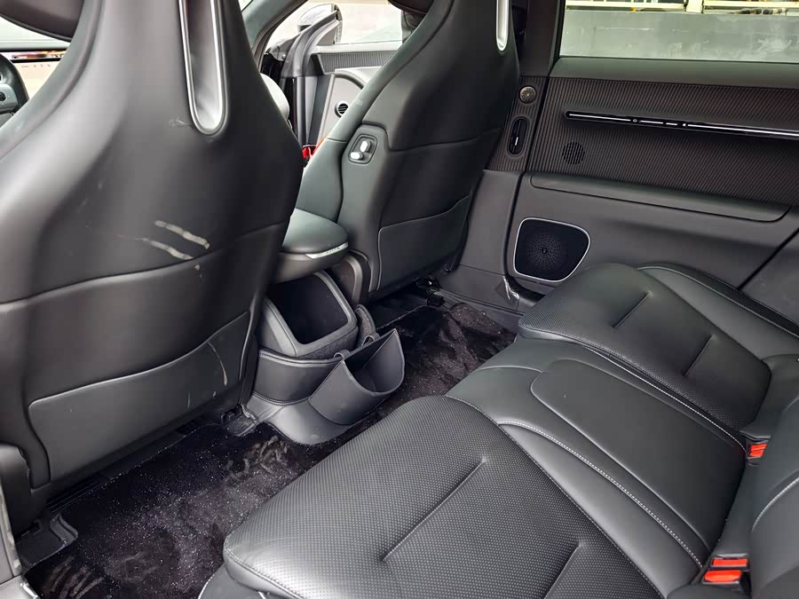 Avatr 12 2024 car image #14