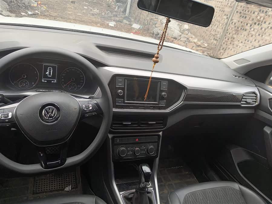 Volkswagen T-Cross 2020 car image #14