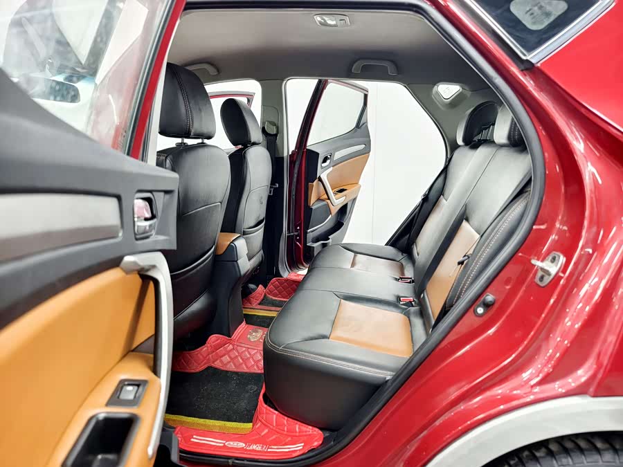 JAC 2015 #14 JAC 2015 car image #14