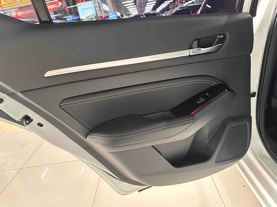 日产 天籁 2025 汽车图片 #14