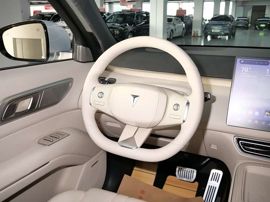 Deepal S09 2025 imagen de coche #14