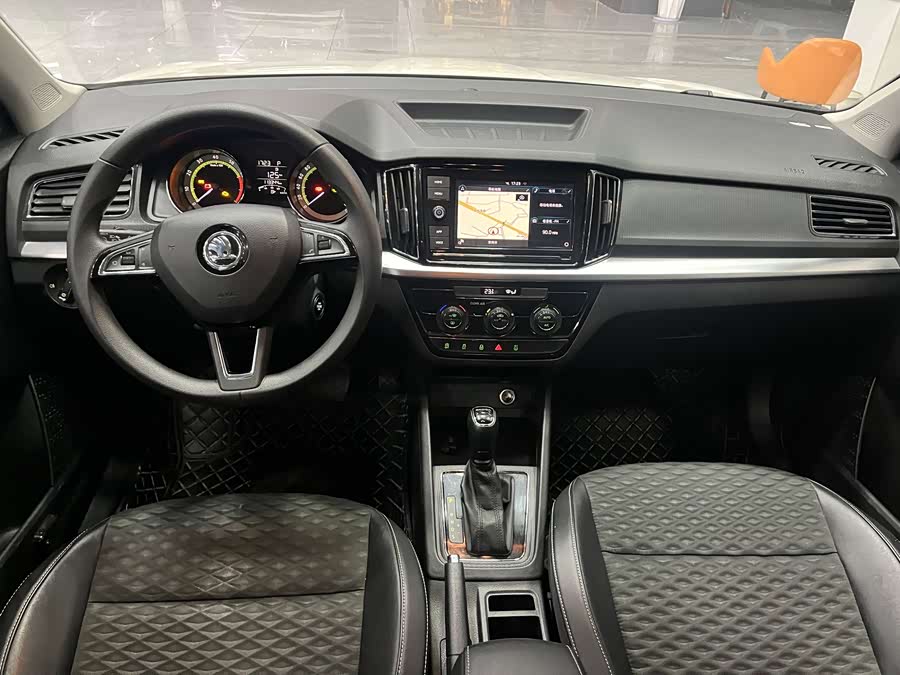 Skoda Kamiq 2020 car image #14