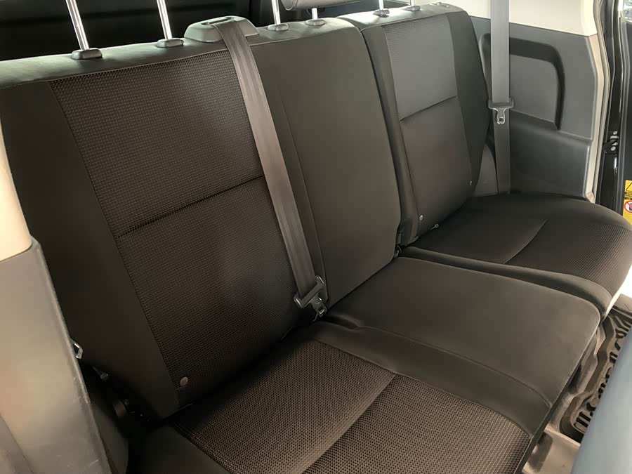 Toyota FJ Cruiser 2009 immagine di auto #14