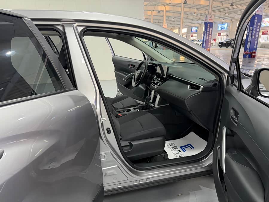 Toyota Corolla Cross 2024 car image #14