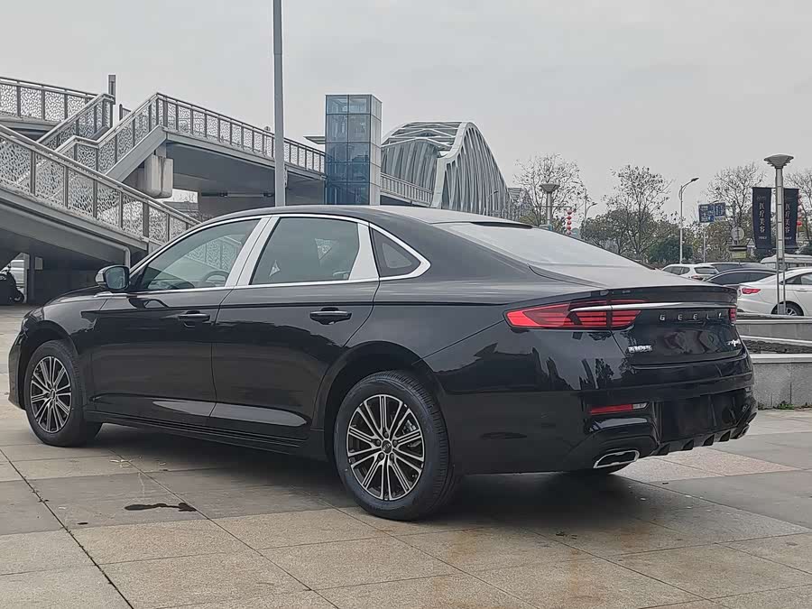 GEELY Preface 2025 изображение автомобиля #14