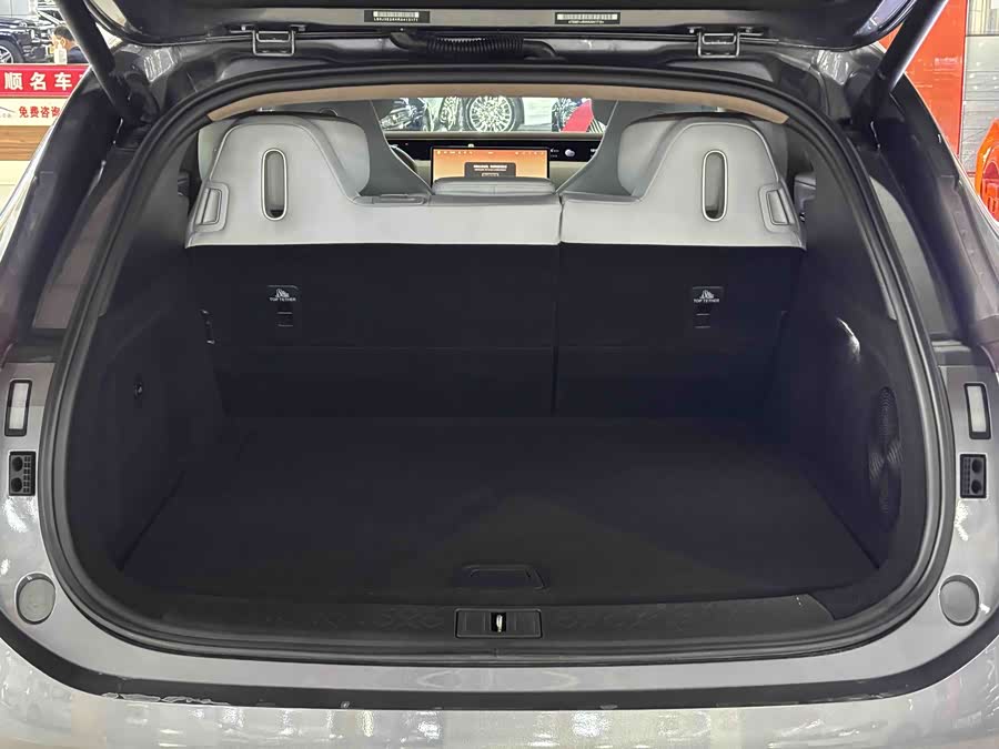 Avatr 07 2024 car image #14