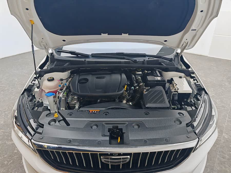 GEELY Emgrand 2023 #14 GEELY Emgrand 2023 car image #14