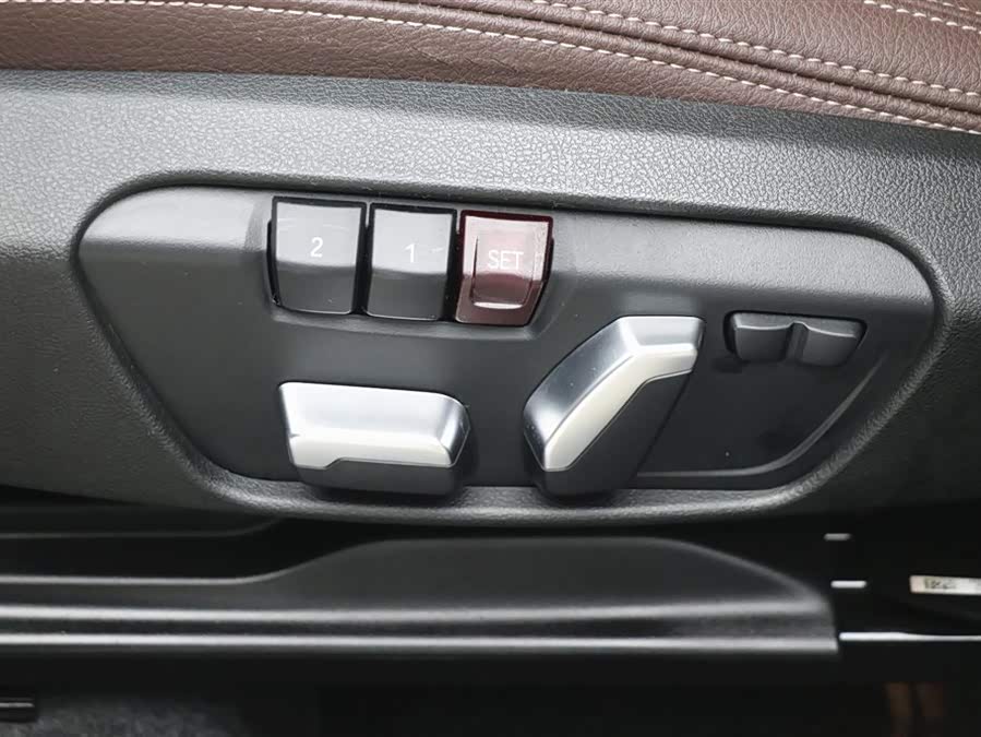BMW X1 2023 immagine di auto #14